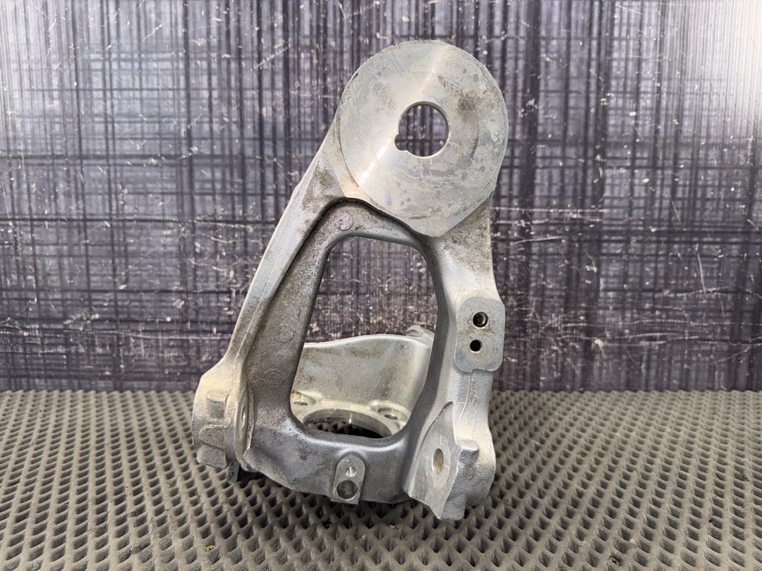 Поворотный кулак, 3260 рублей, Красноярск