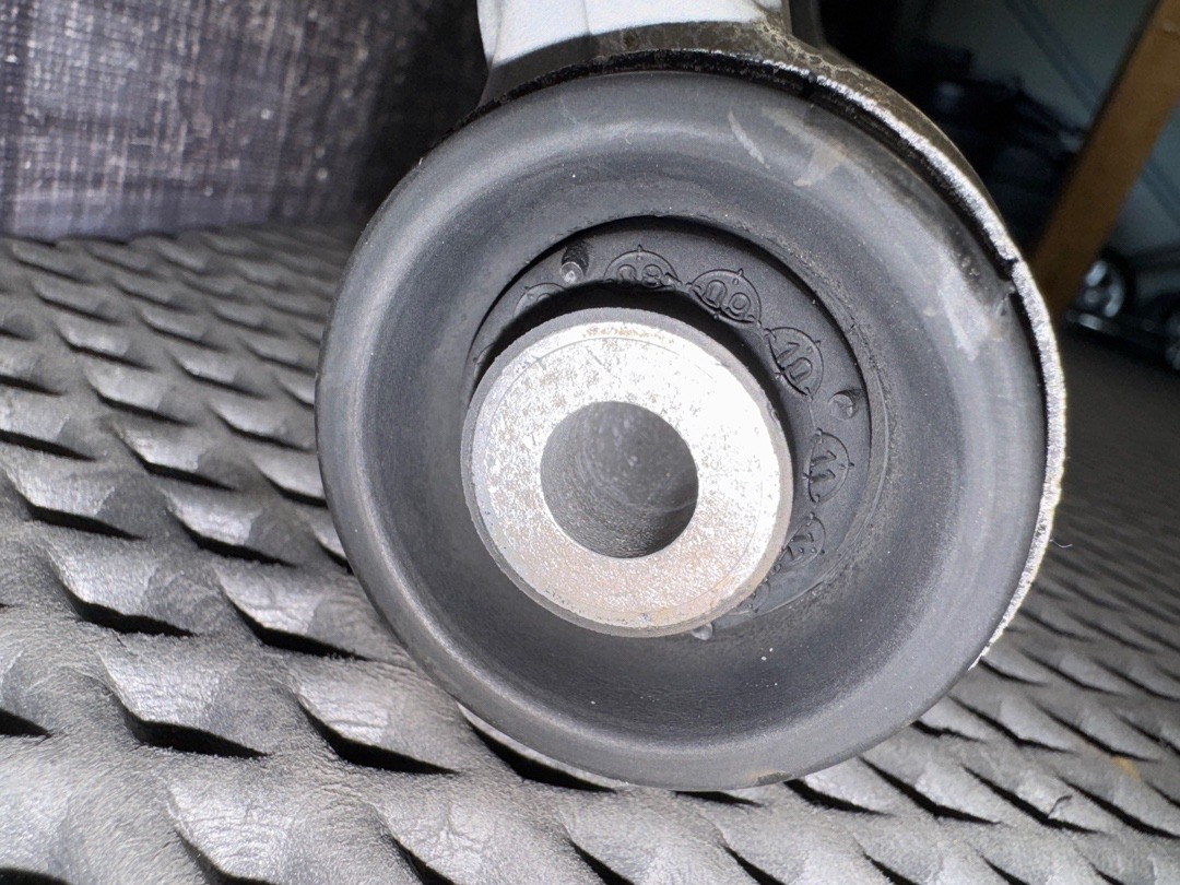 Рычаг подвески, 4020 рублей, Красноярск