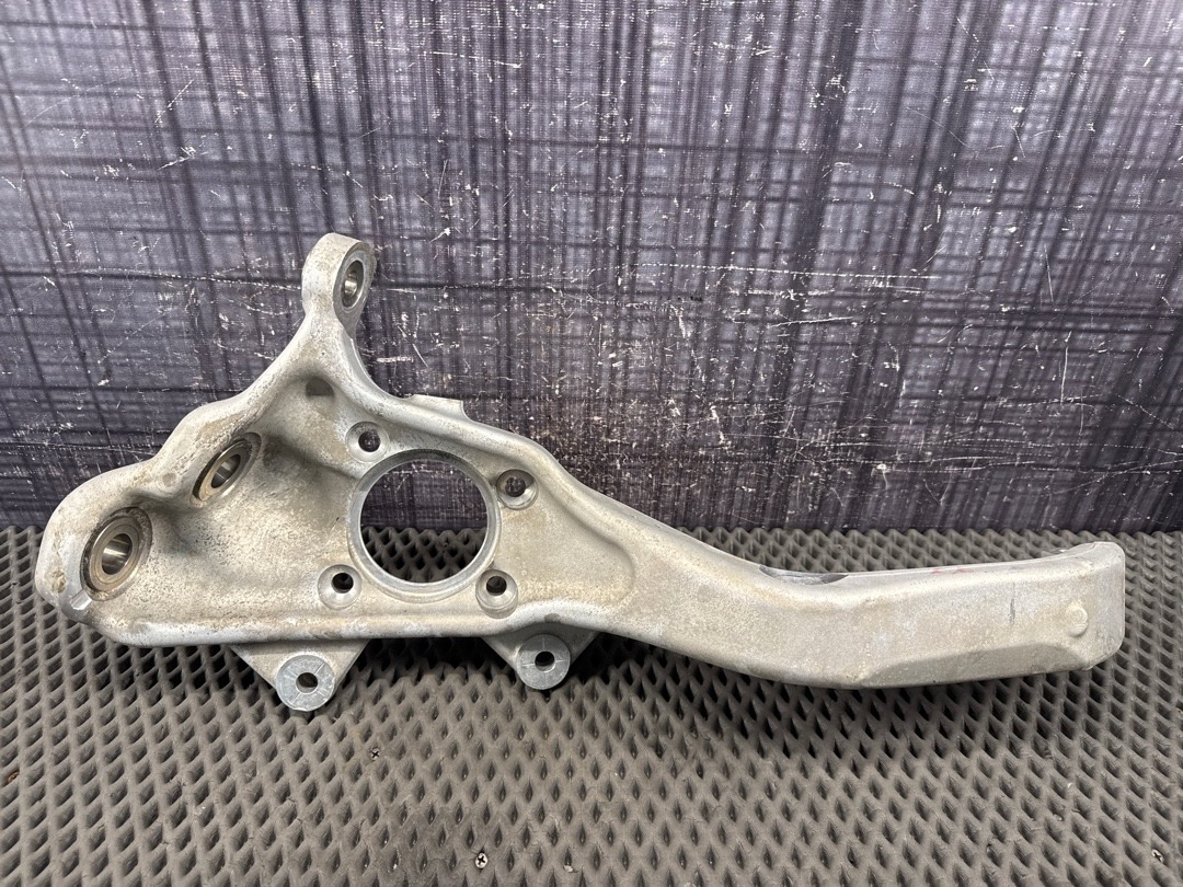 Поворотный кулак, 5960 рублей, Красноярск