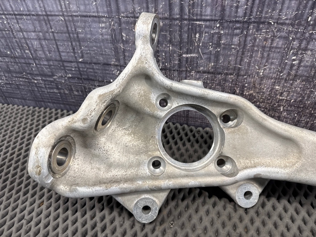 Поворотный кулак, 5960 рублей, Красноярск