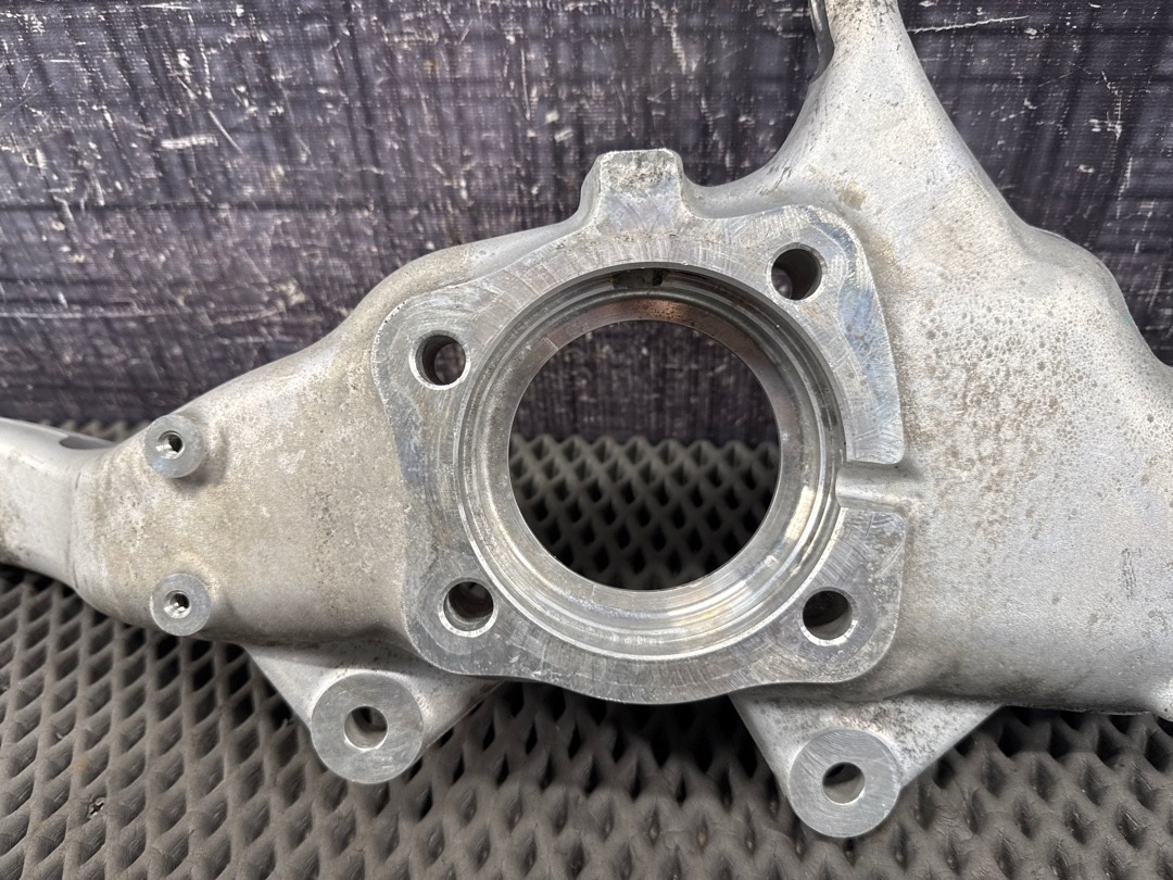 Поворотный кулак, 5960 рублей, Красноярск