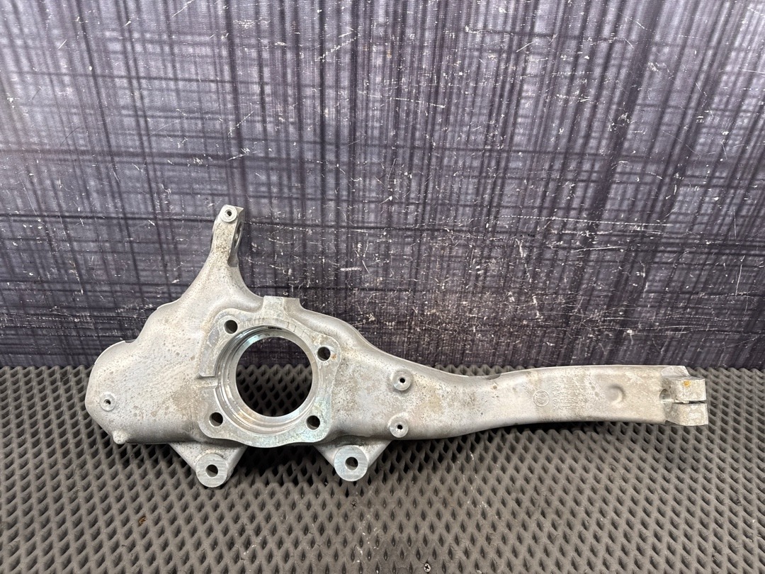 Поворотный кулак, 5960 рублей, Красноярск