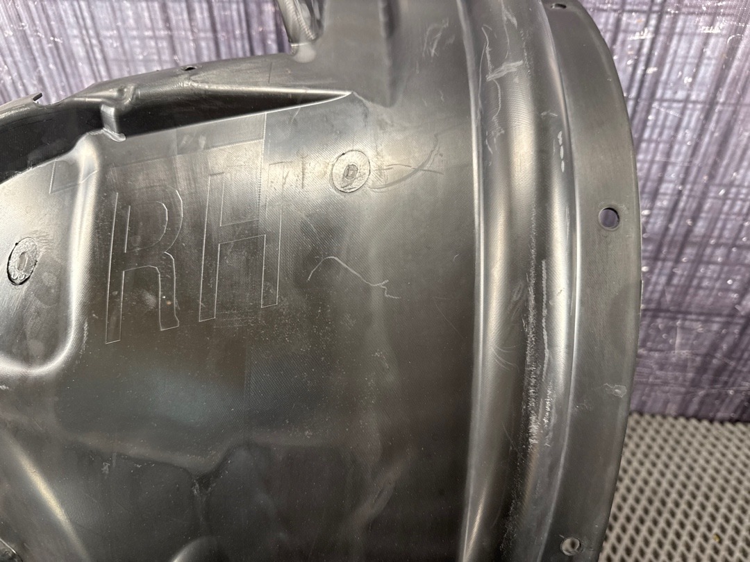 Подкрылок, 1780 рублей, Красноярск