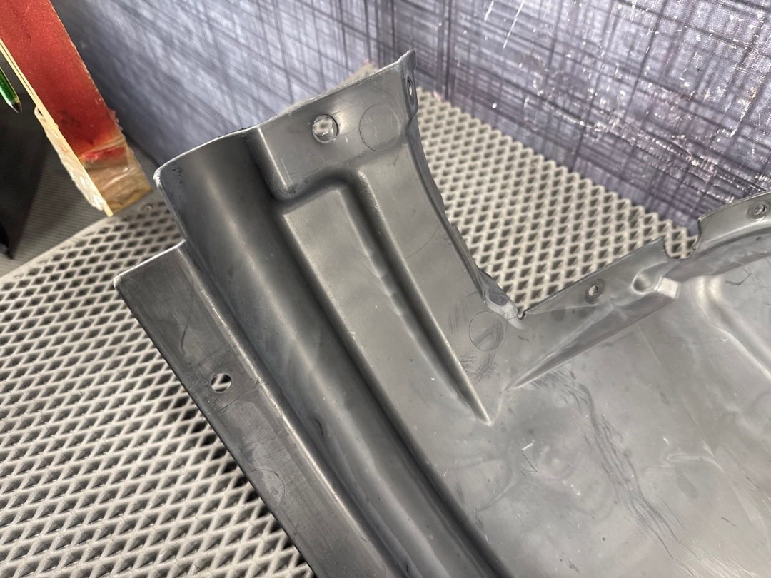 Подкрылок, 1780 рублей, Красноярск