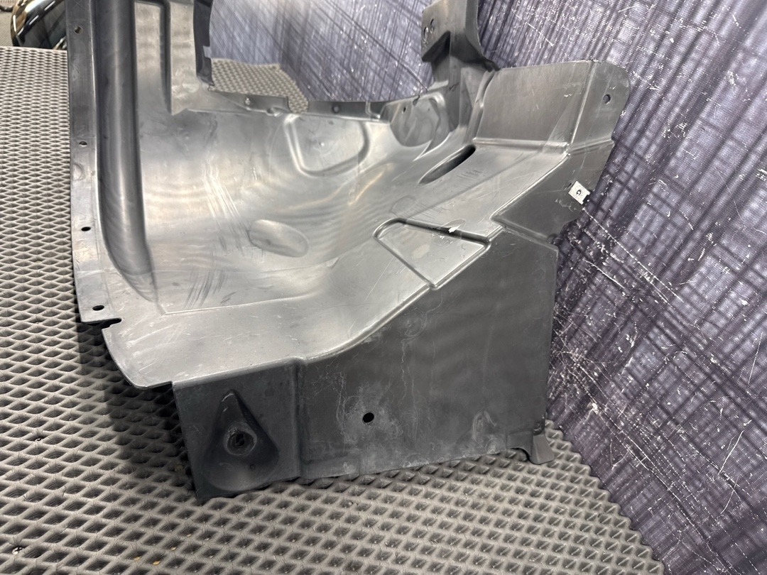 Подкрылок, 1780 рублей, Красноярск