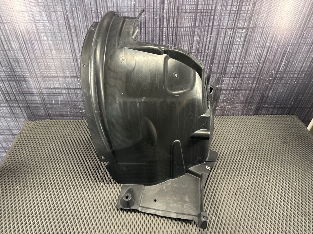 Подкрылок, 1780 рублей, Красноярск