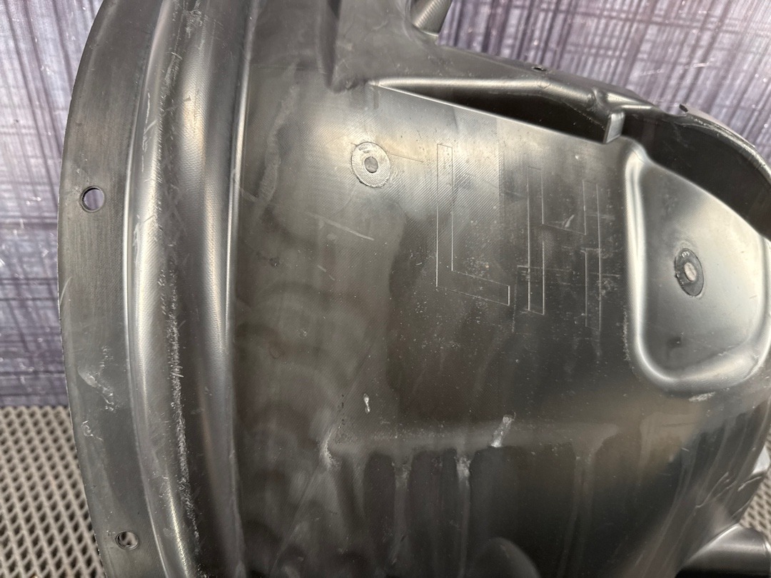 Подкрылок, 1780 рублей, Красноярск