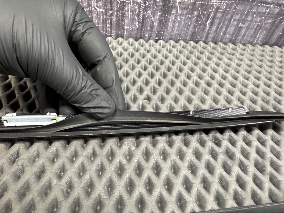 Молдинг лобового стекла, 1210 рублей, Красноярск