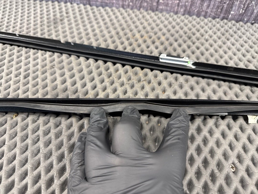 Молдинг лобового стекла, 1210 рублей, Красноярск