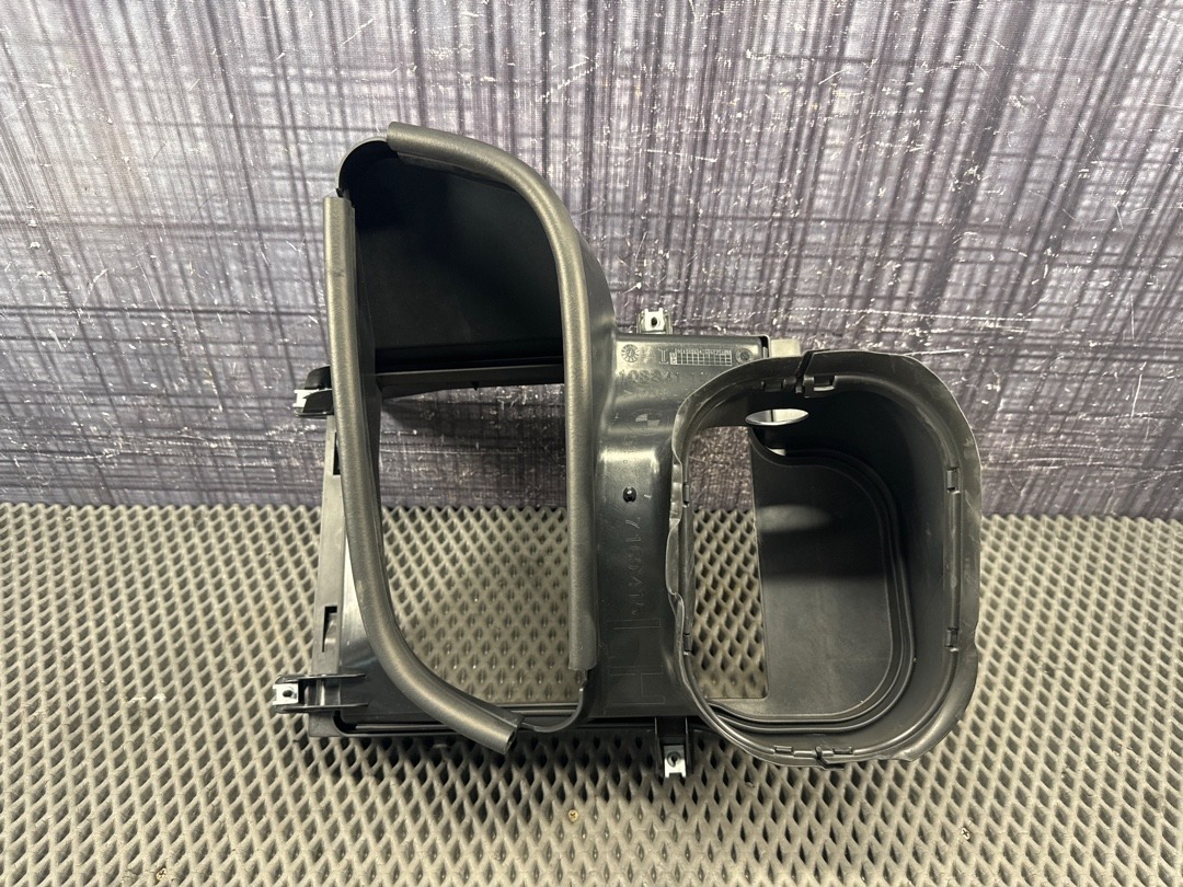 Воздуховод радиатора, 3920 рублей, Красноярск