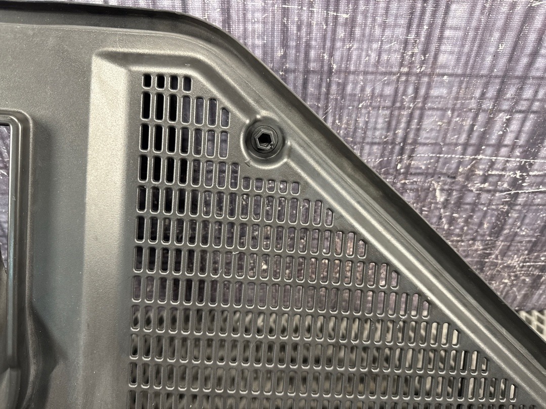 Решетка под лобовое стекло, 1230 рублей, Красноярск