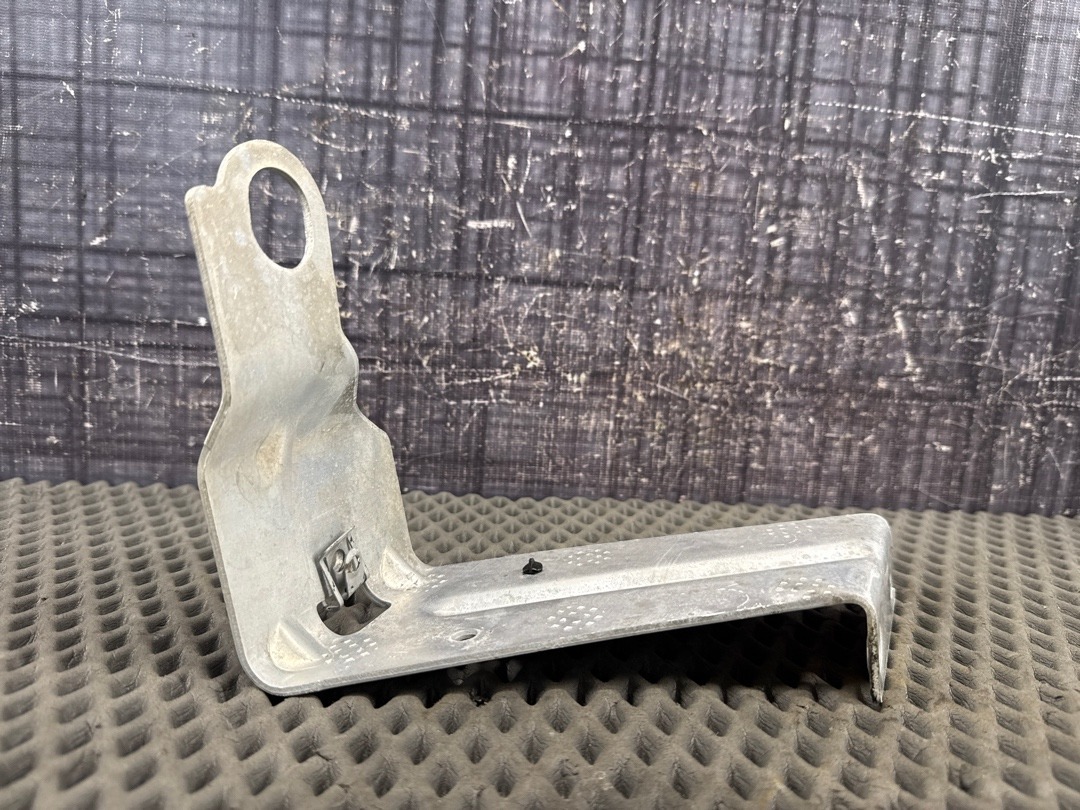 Крепление защиты двигателя, 1040 рублей, Красноярск