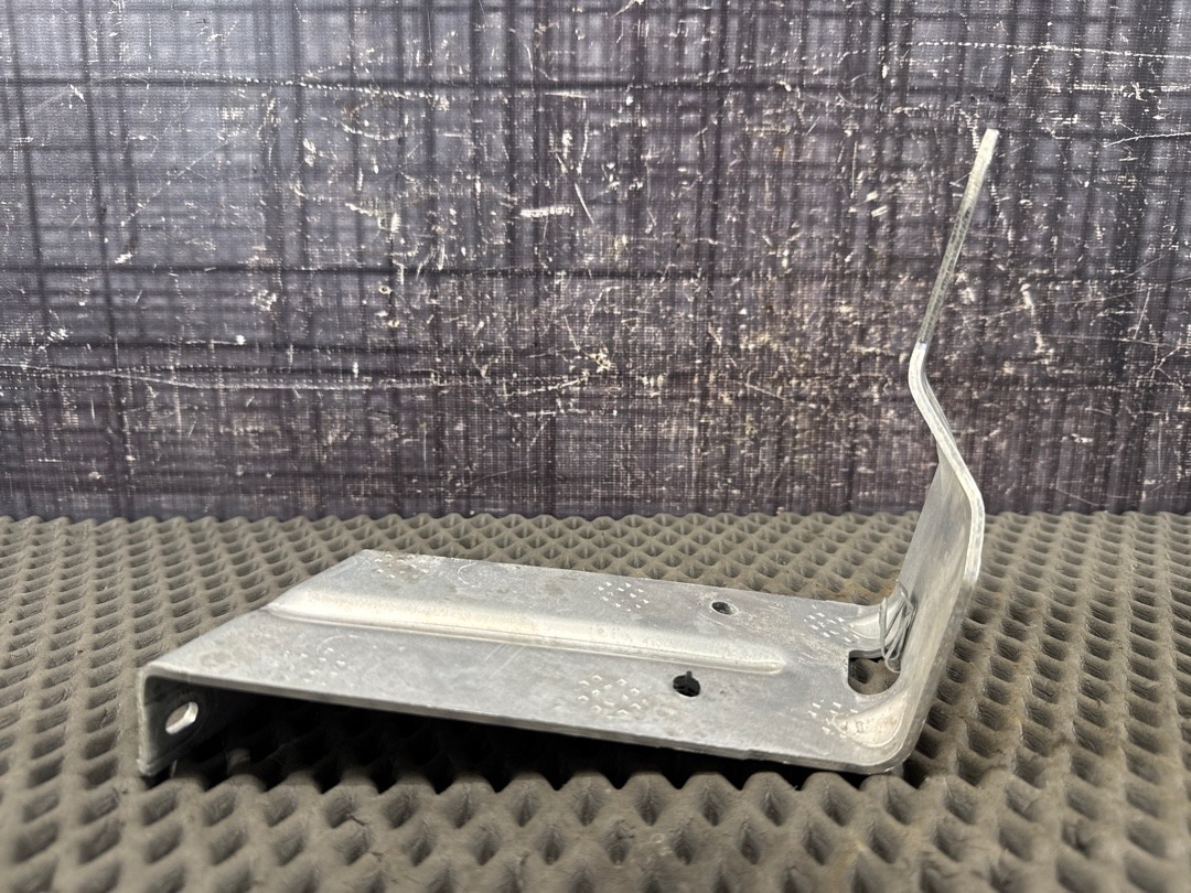 Крепление защиты двигателя, 1040 рублей, Красноярск