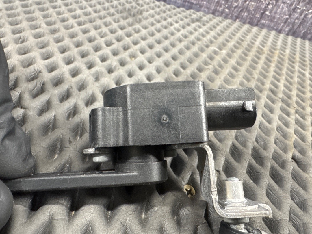 Датчик уровня подвески, 2680 рублей, Красноярск