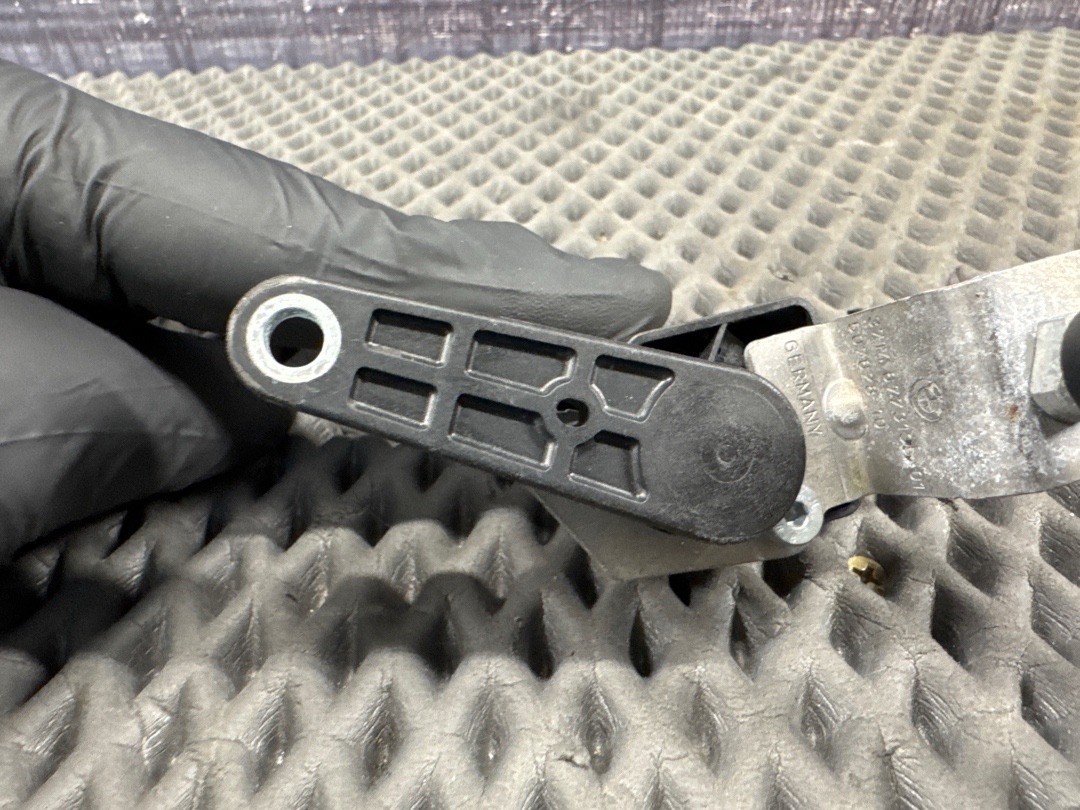 Датчик уровня подвески, 2680 рублей, Красноярск