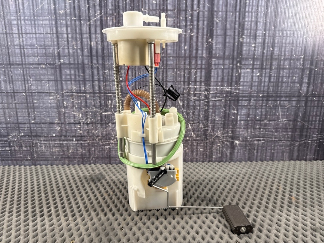 Бензонасос, 16380 рублей, Красноярск