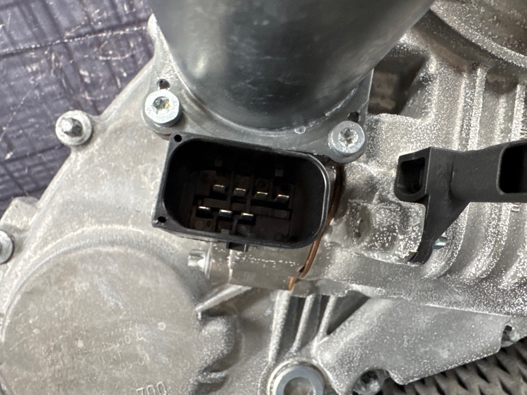 Раздаточная коробка, 34860 рублей, Красноярск