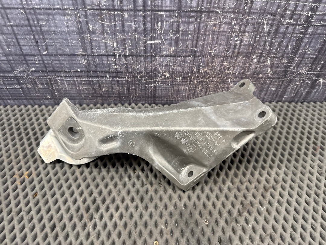 Кронштейн двигателя, 1420 рублей, Красноярск