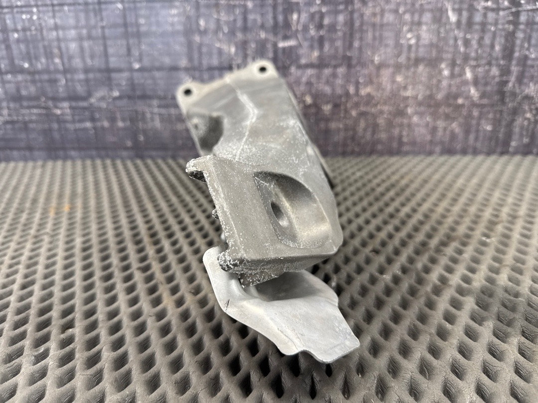 Кронштейн двигателя, 1420 рублей, Красноярск