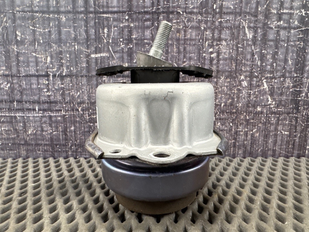 Подушка двигателя, 4420 рублей, Красноярск