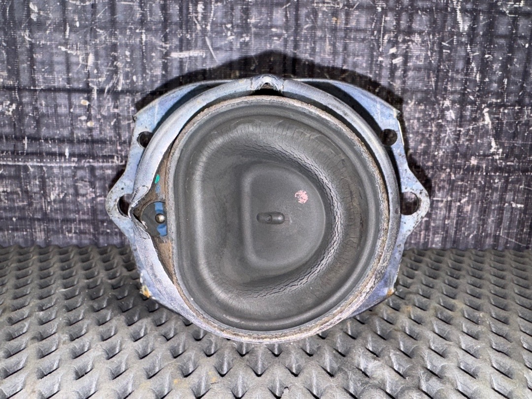 Подушка двигателя, 4420 рублей, Красноярск