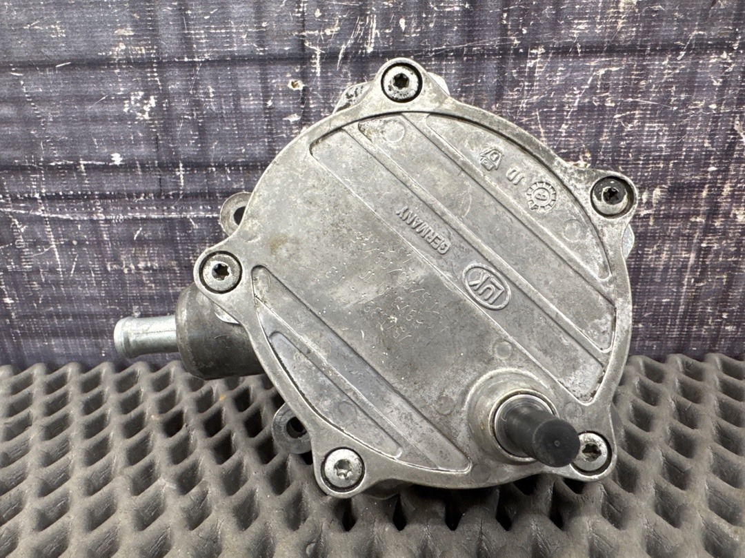 Вакуумный насос, 7610 рублей, Красноярск