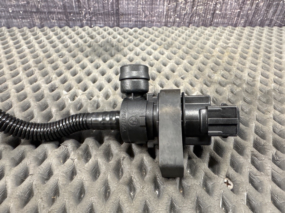 Клапан вентиляции топливного бака, 3310 рублей, Красноярск