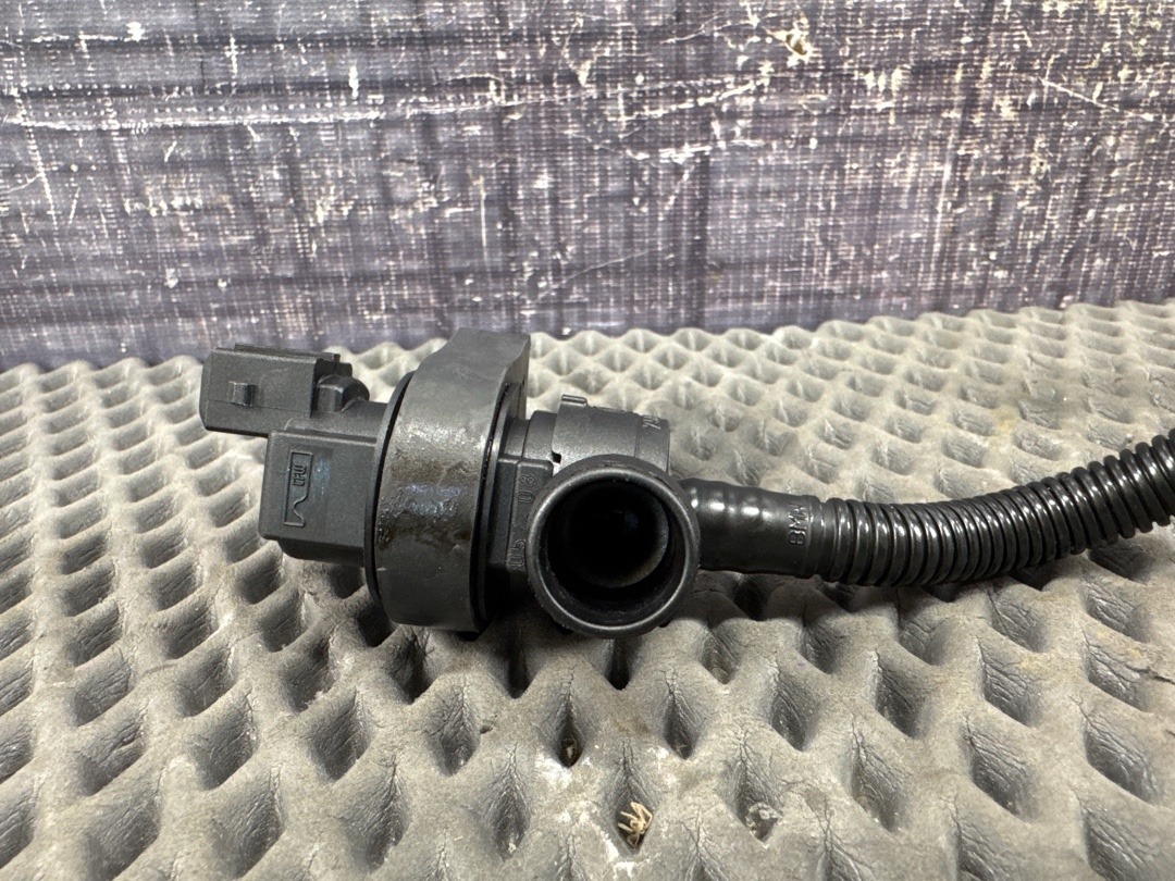 Клапан вентиляции топливного бака, 3310 рублей, Красноярск