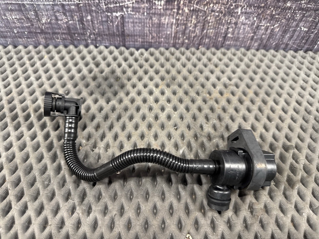 Клапан вентиляции топливного бака, 3310 рублей, Красноярск