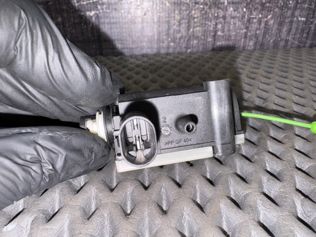 Замок лючка бензобака, 760 рублей, Красноярск