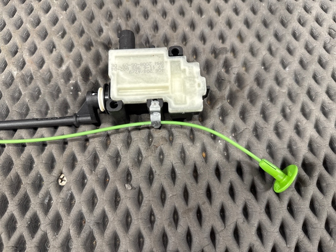 Замок лючка бензобака, 760 рублей, Красноярск