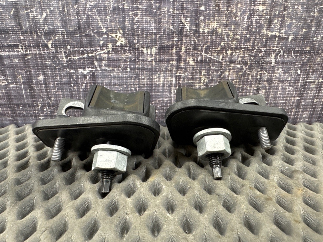 Упор багажника, 1170 рублей, Красноярск