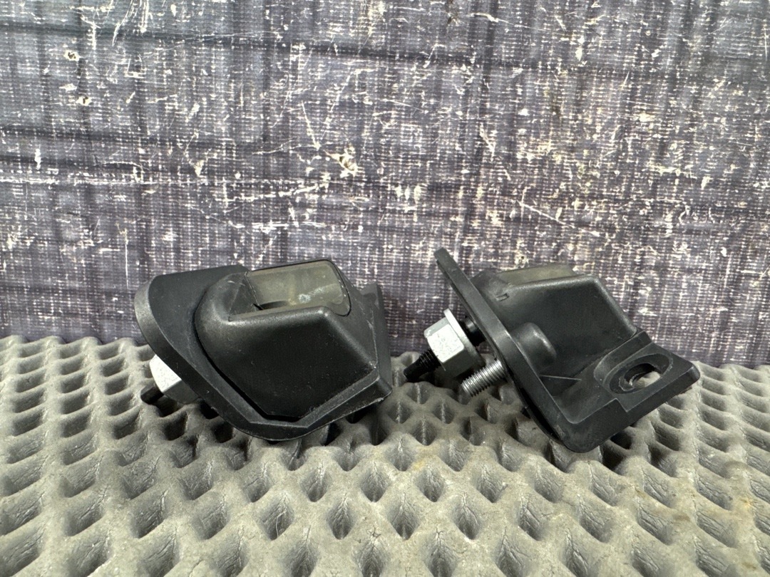 Упор багажника, 1170 рублей, Красноярск