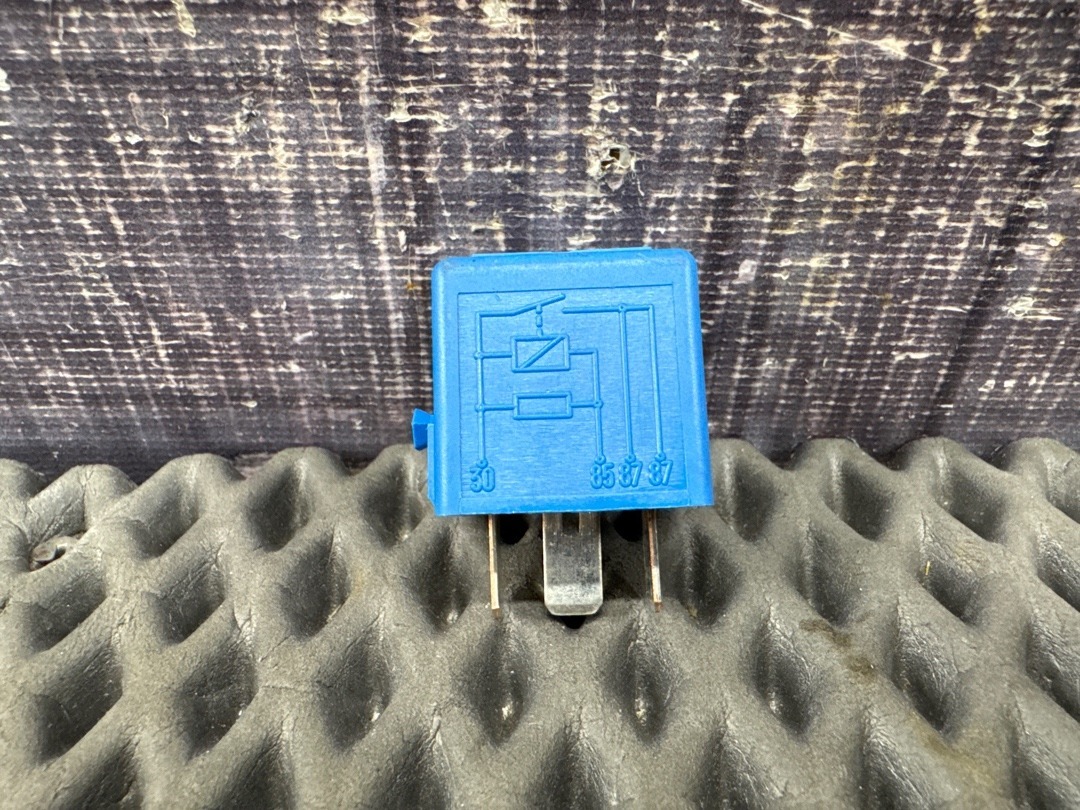 Реле, 820 рублей, Красноярск