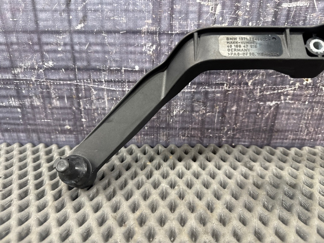 Кронштейн корпуса воздушного фильтра, 670 рублей, Красноярск