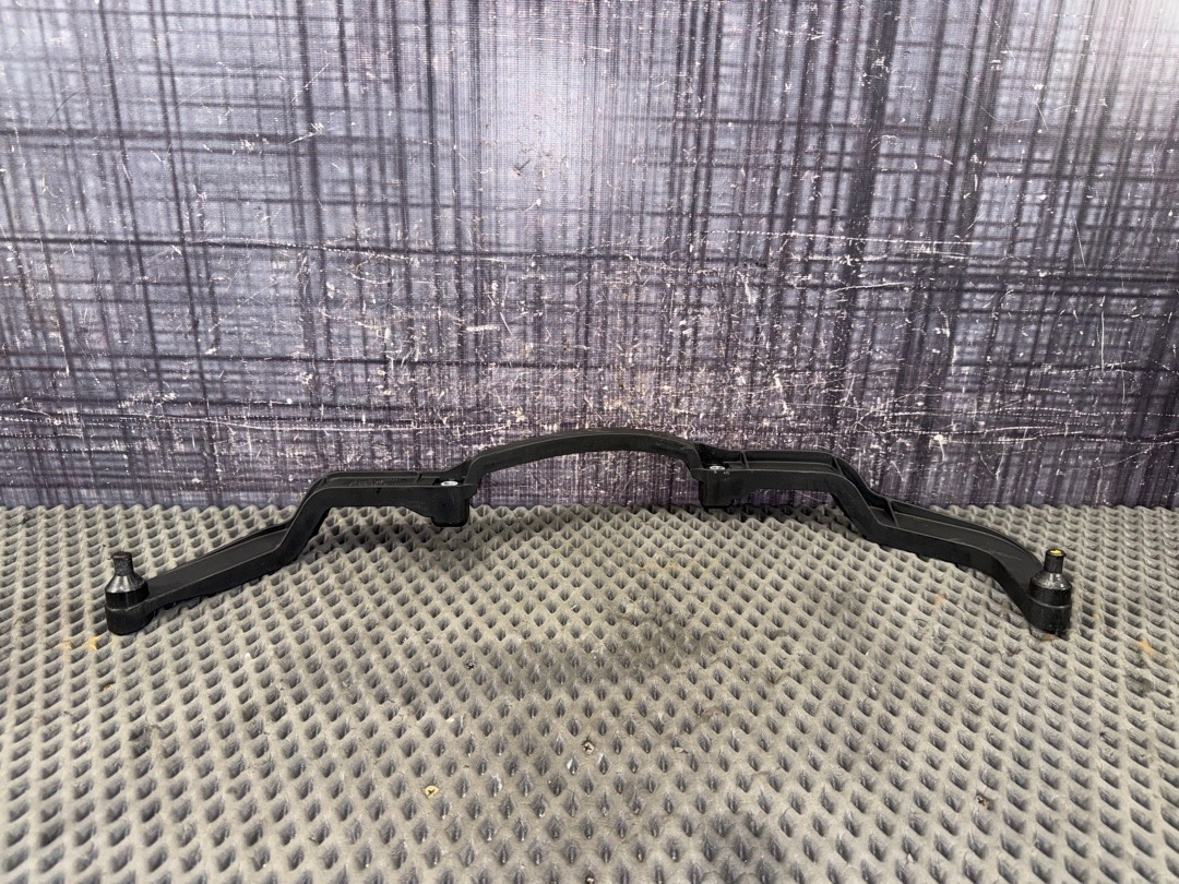 Кронштейн корпуса воздушного фильтра, 670 рублей, Красноярск