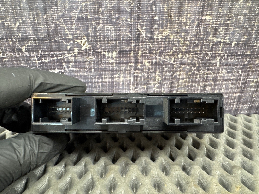 Блок парктроника, 4840 рублей, Красноярск