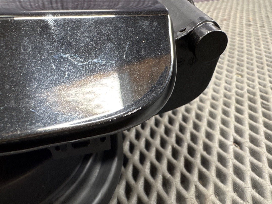 Лючок бензобака, 1020 рублей, Красноярск