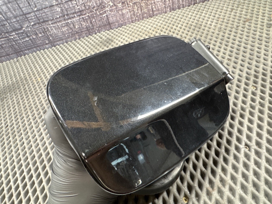 Лючок бензобака, 1020 рублей, Красноярск