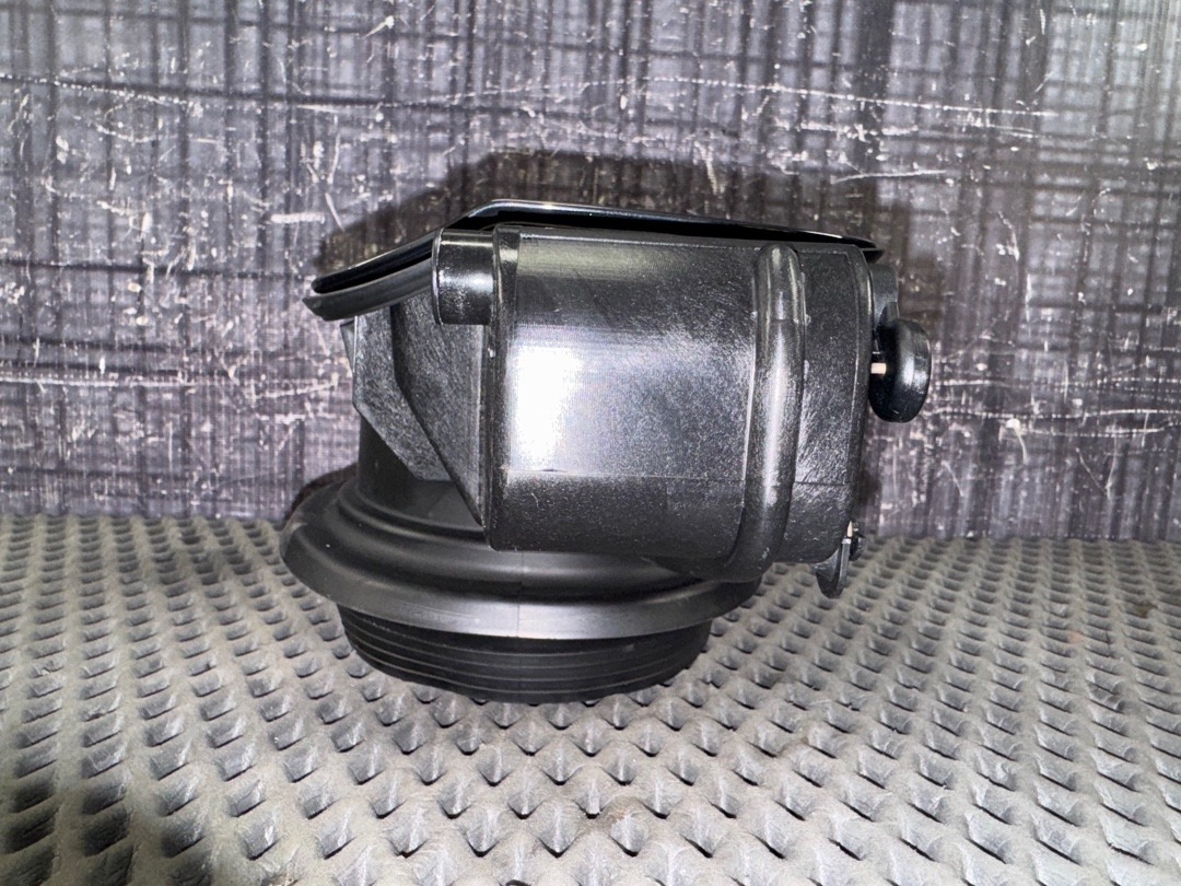 Лючок бензобака, 1020 рублей, Красноярск