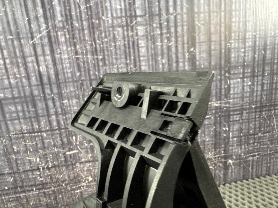 Педаль газа, 1960 рублей, Красноярск