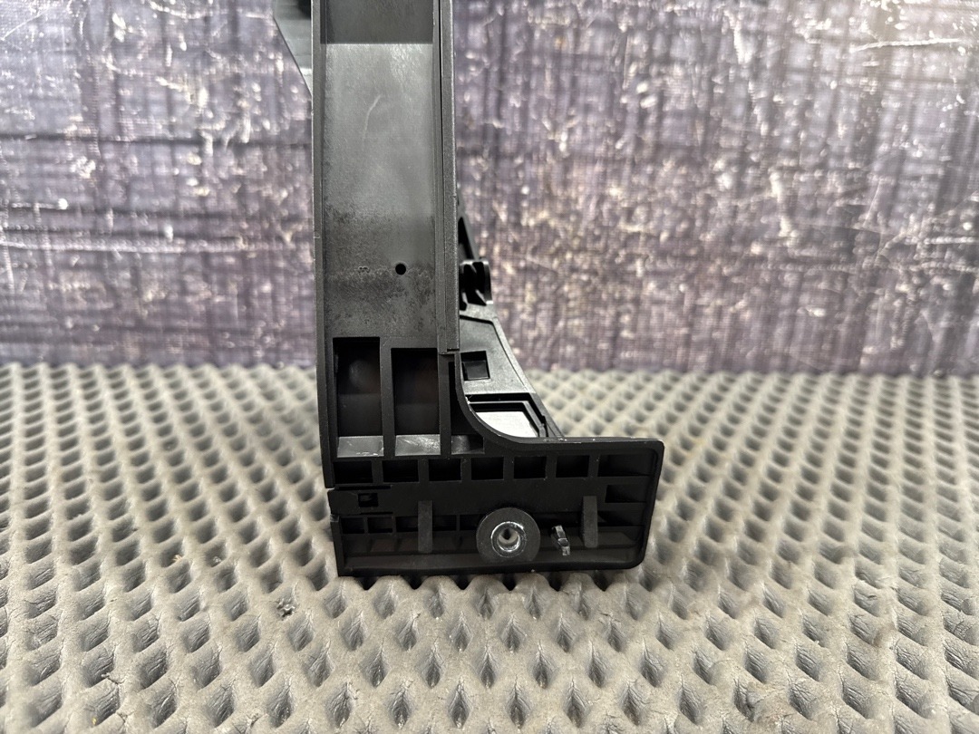 Педаль газа, 1960 рублей, Красноярск