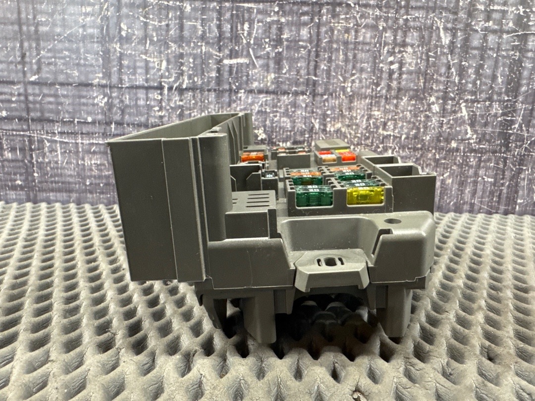 Блок предохранителей, 2720 рублей, Красноярск