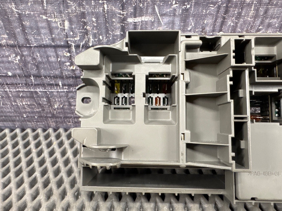 Блок предохранителей, 2720 рублей, Красноярск