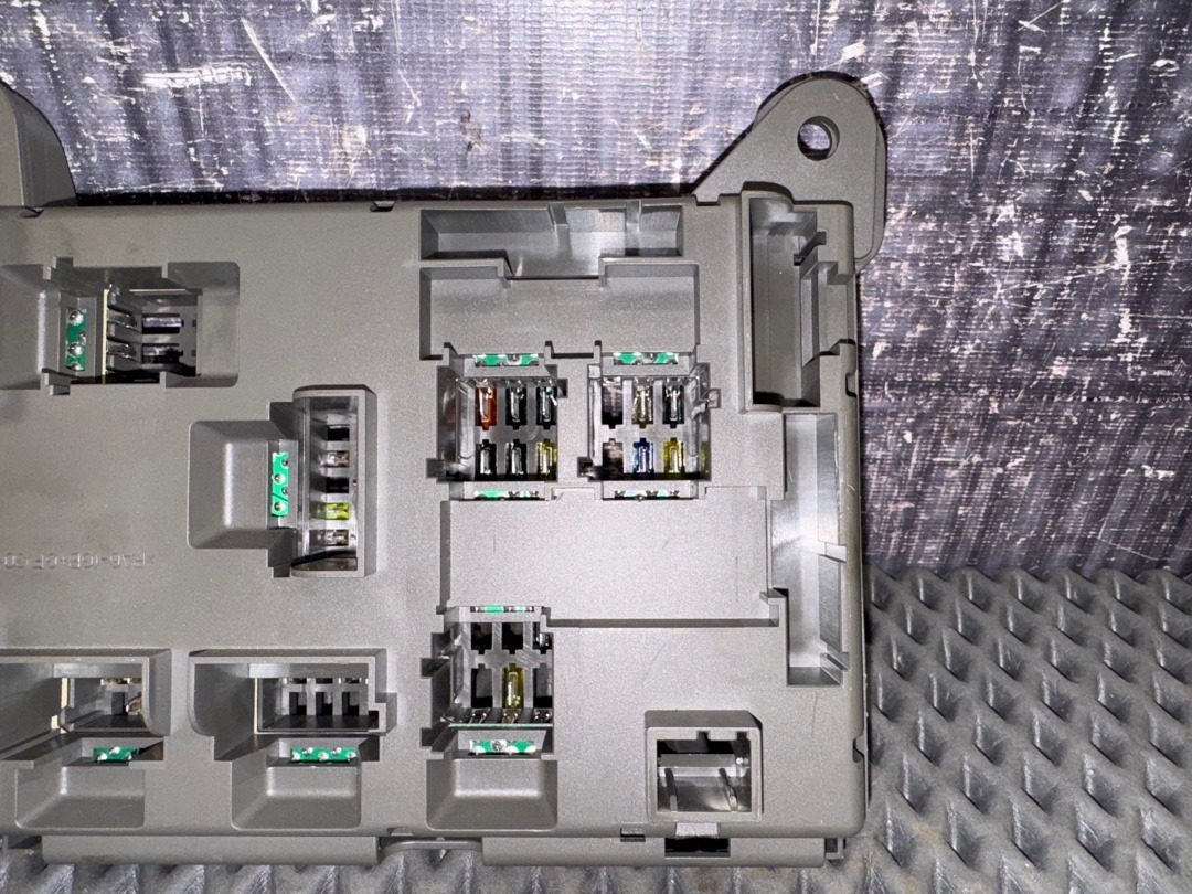 Блок предохранителей, 1540 рублей, Красноярск