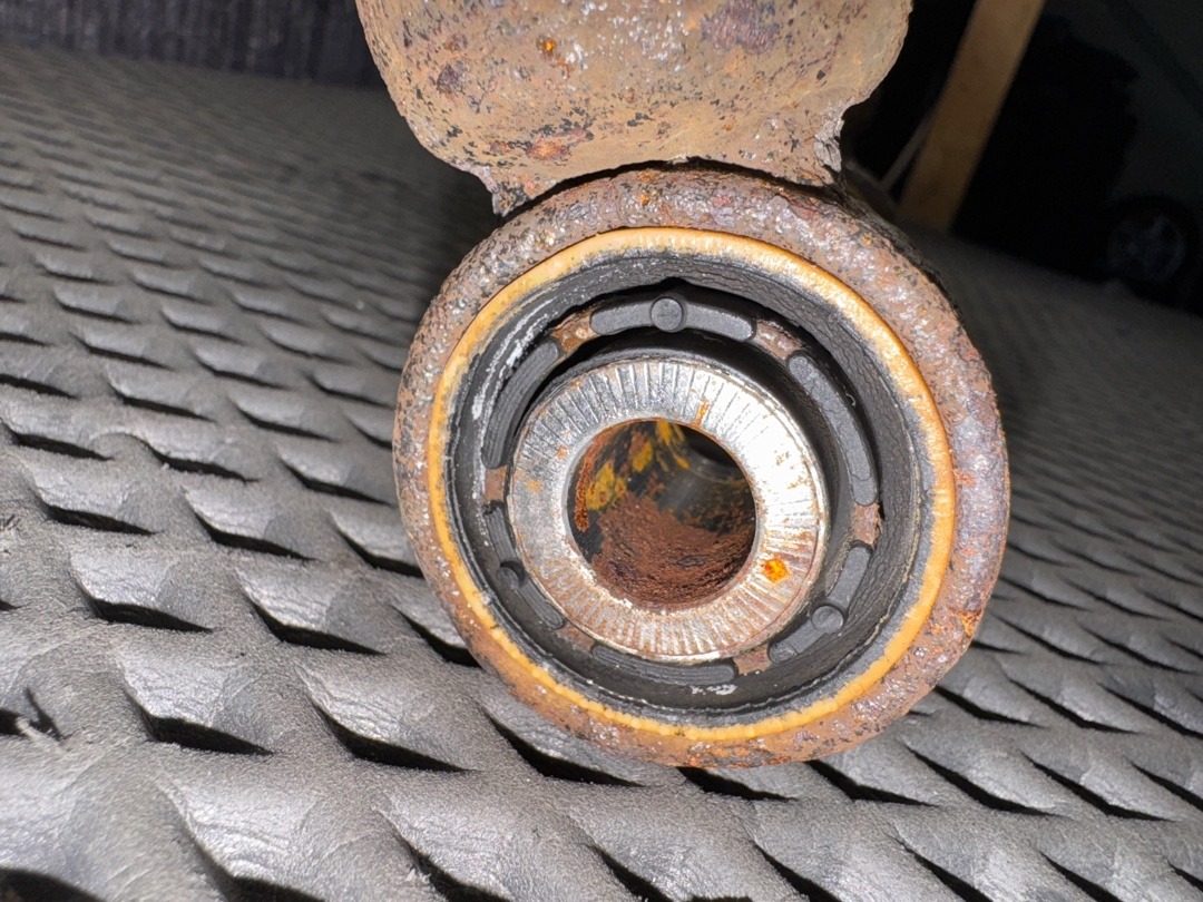 Амортизаторы, 7540 рублей, Красноярск