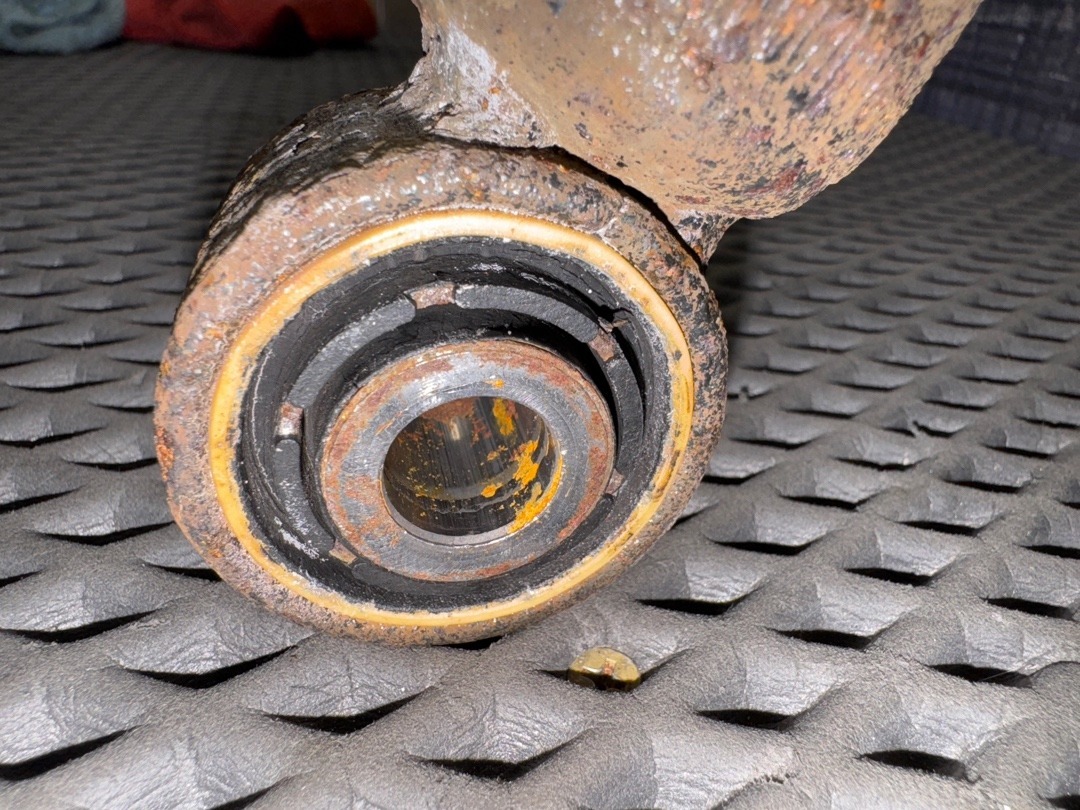 Амортизаторы, 7540 рублей, Красноярск