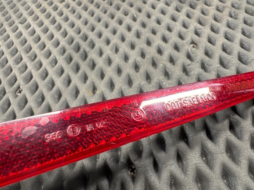 Катафот крышки багажника, 1010 рублей, Красноярск