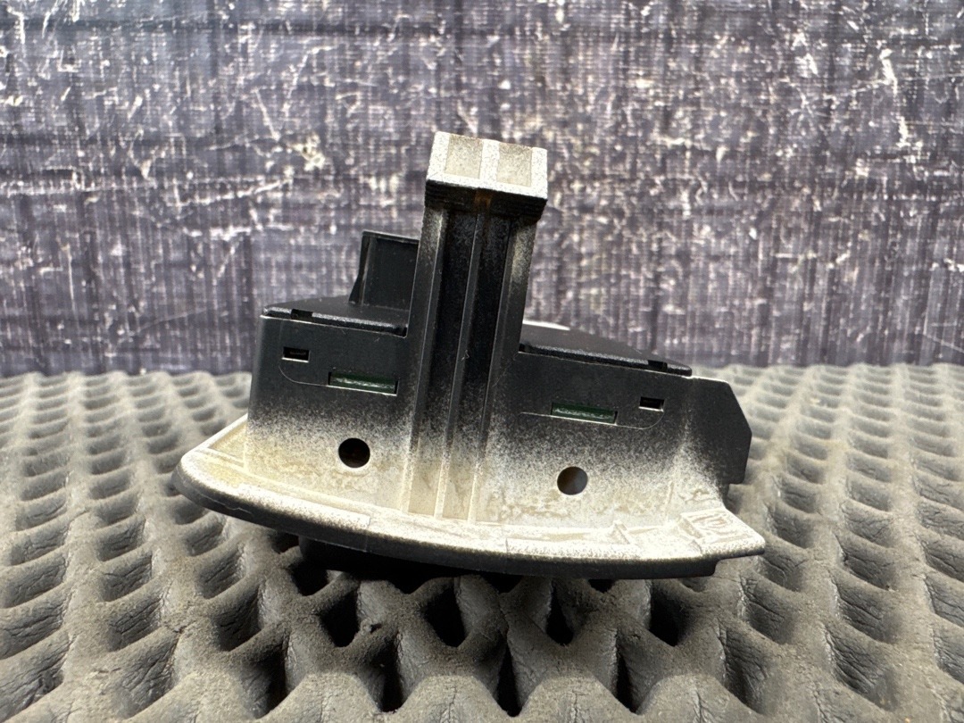 Переключатель света, 1780 рублей, Красноярск