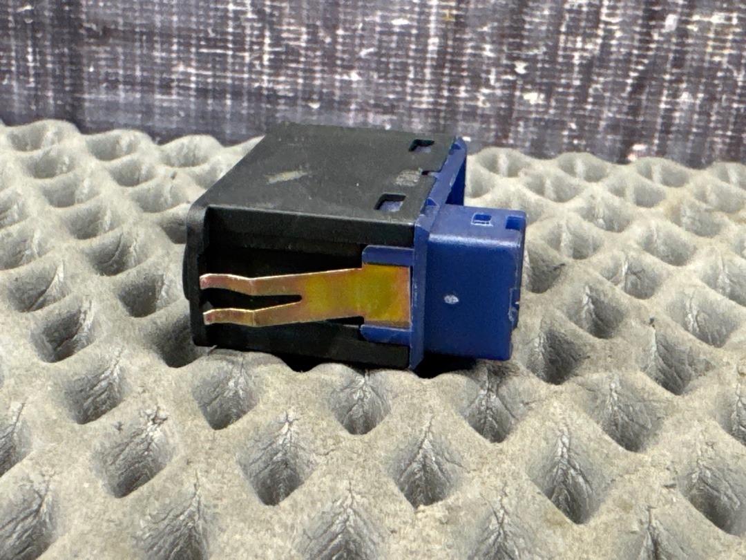 Кнопка салона, 470 рублей, Красноярск